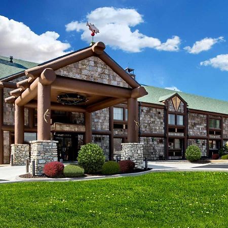 Bass Pro Shops Angler'S Lodge Springfield Extérieur photo